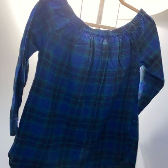 Foever 21 Off‎ the shoulder Woven Top - Picture 3 of 3